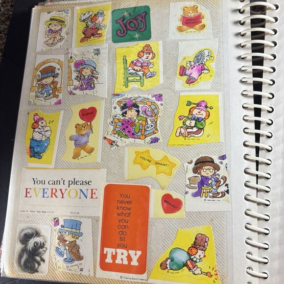 HUGE Vtg 1980s Sticker Album Lot 400+ SCRATCH N SNIFF Puffy Mello Smellos Rare I - Picture 14 of 16